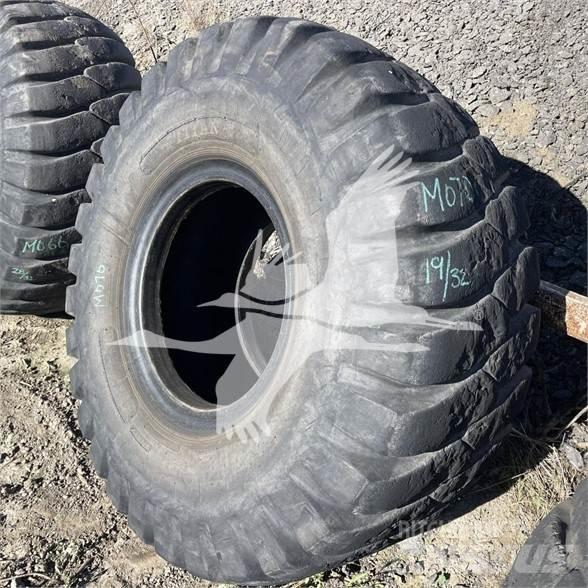 Titan 23.5x25 Reifen