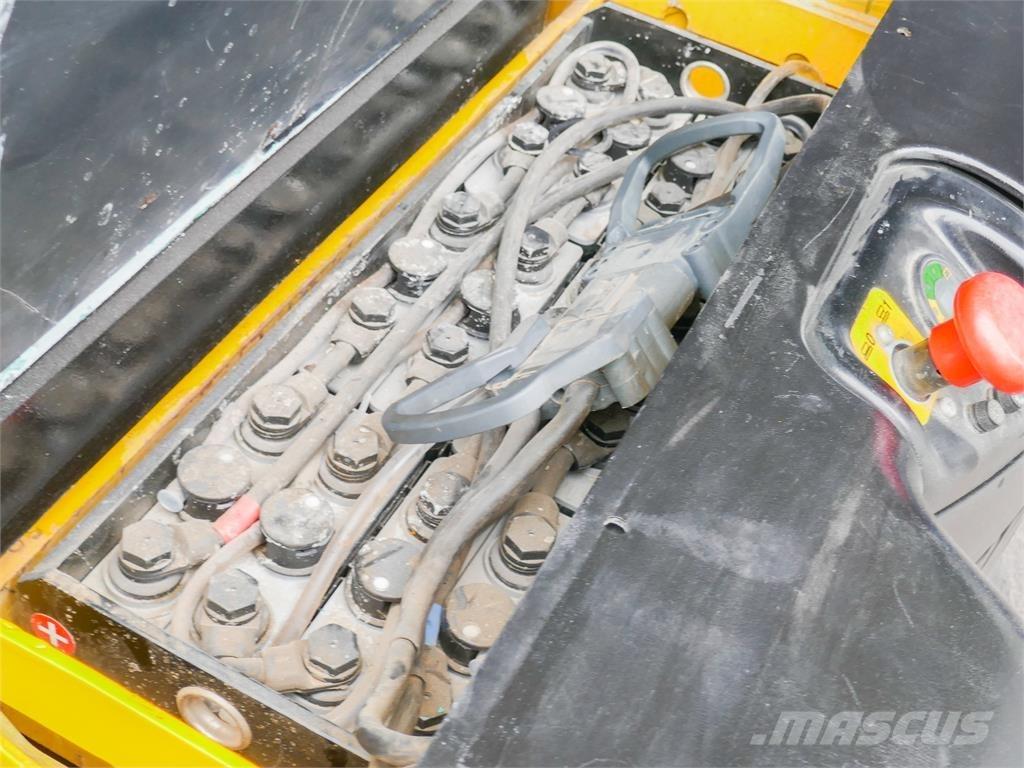 Hyster S 1.4-40 Deichselstapler
