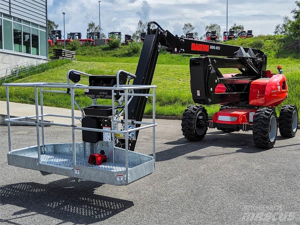 Manitou 200 ATJ Gelenkteleskoparbeitsbühnen