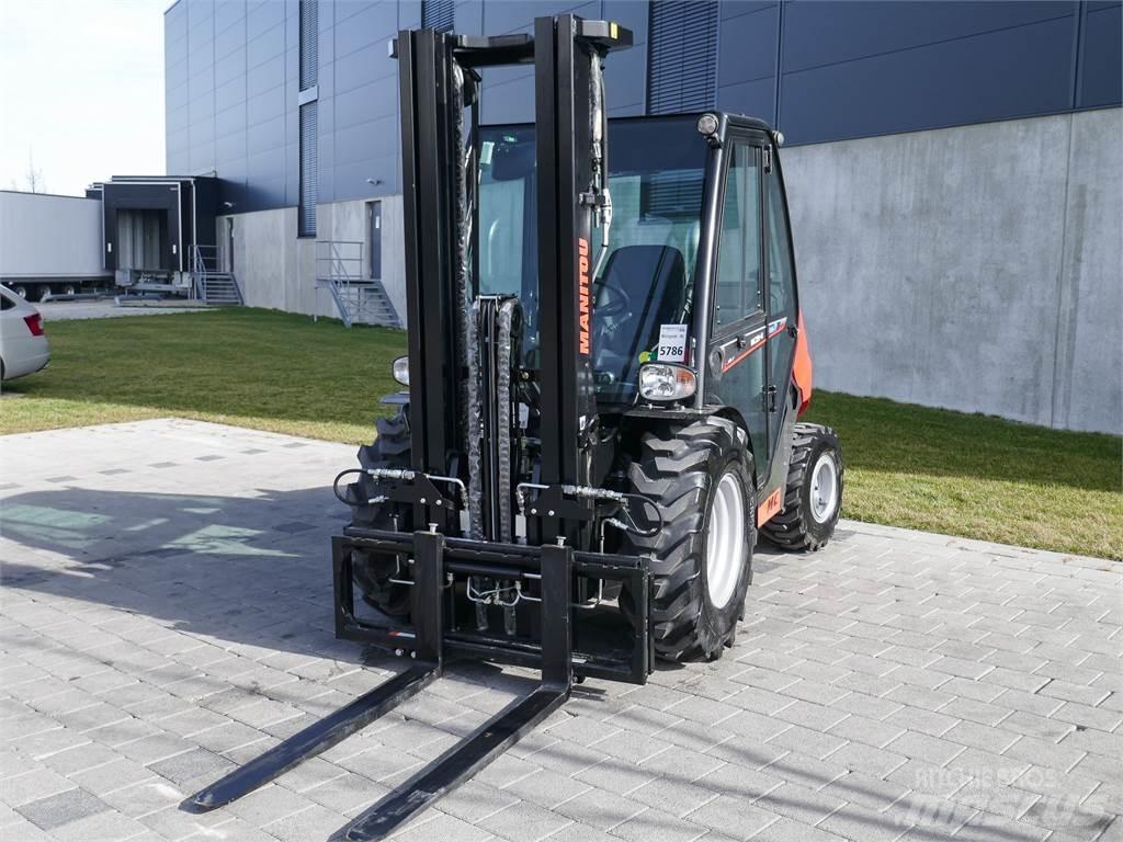 Manitou MC 25-4 Geländestapler