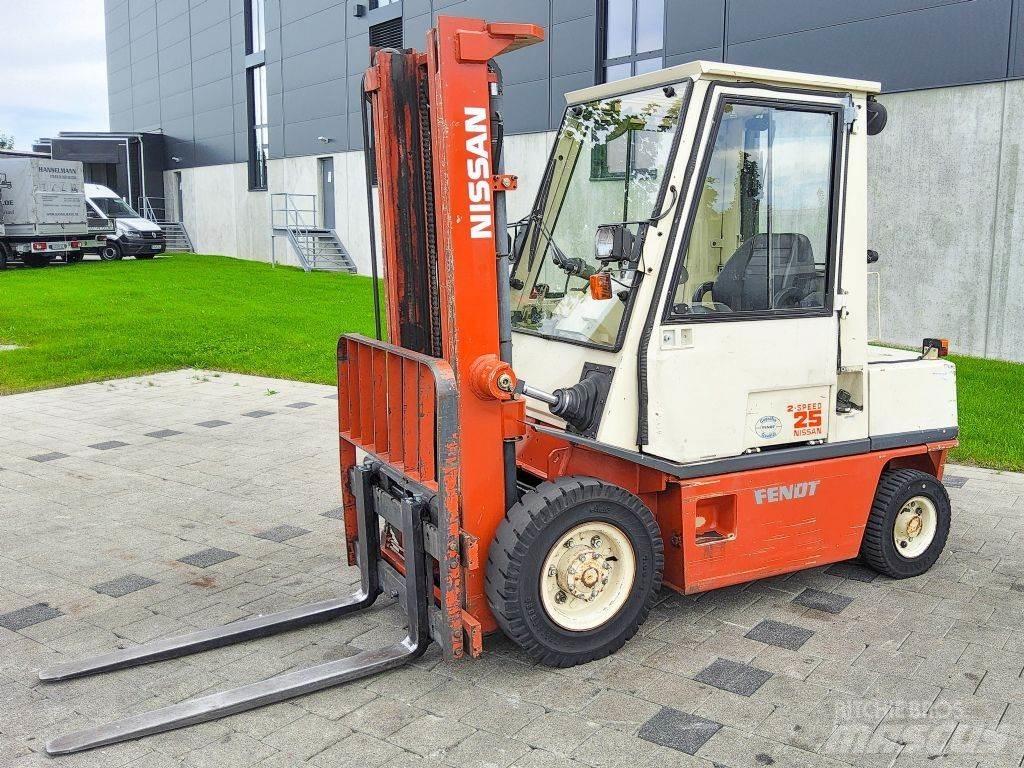 Nissan EH02F25U Diesel heftrucks