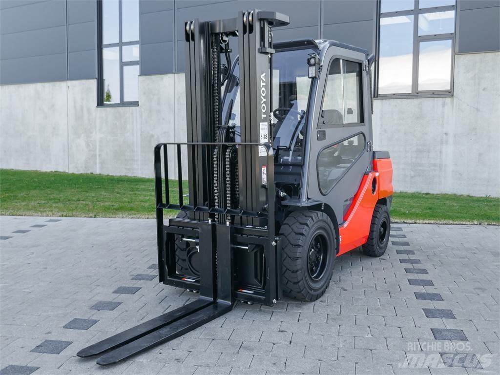 Toyota 52-8FDJF35 Diesel heftrucks