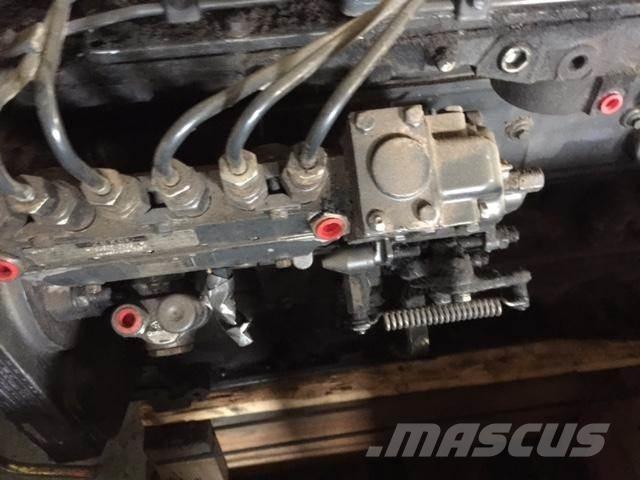 Komatsu SA6D102-1 Motoren