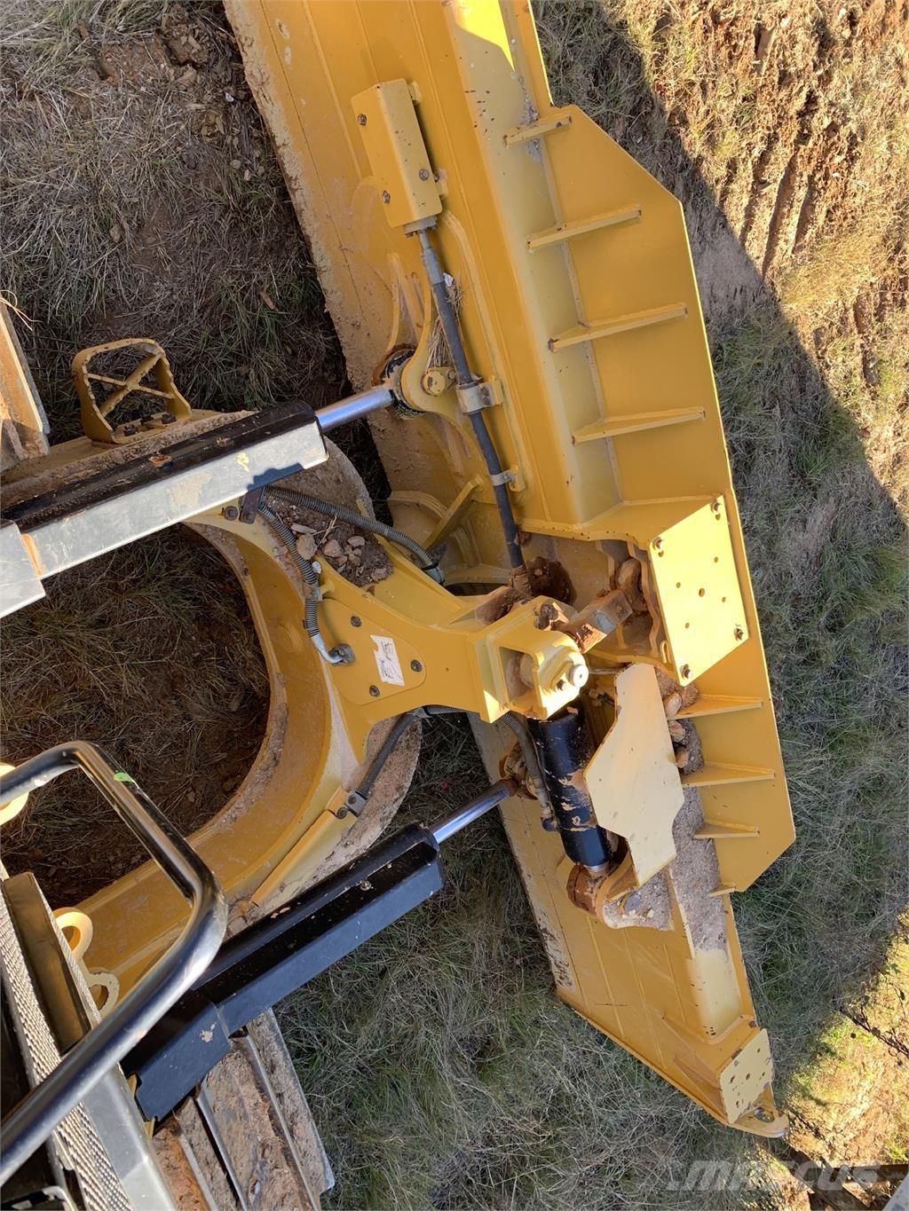 CAT D5 Sonstige Baumaschinen