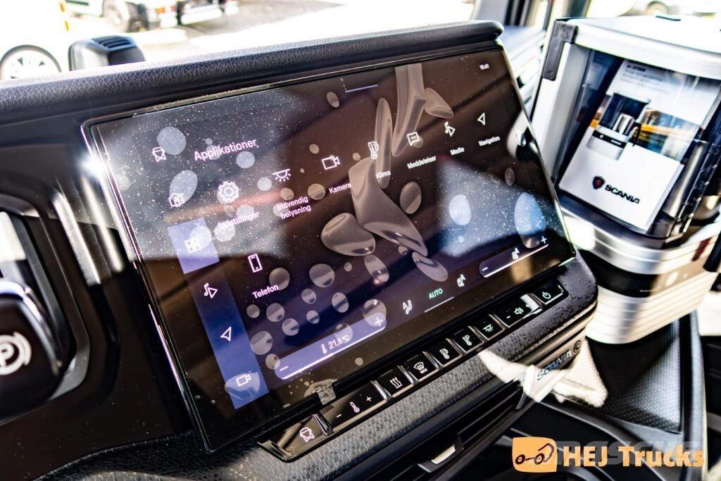 Scania R530 A6x2NB Sattelzugmaschinen