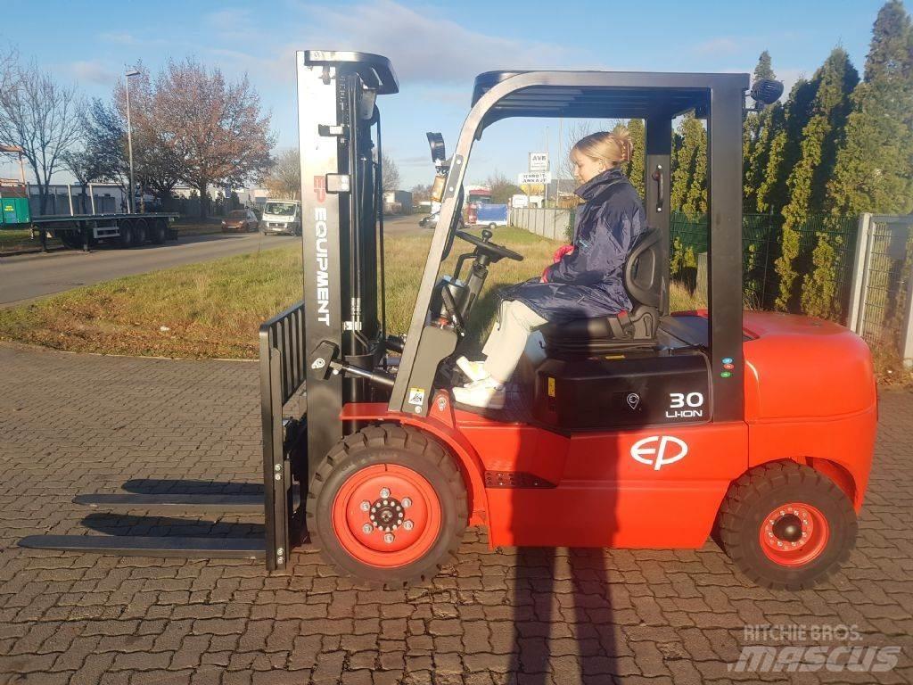 EP EFL302 Elektrische heftrucks