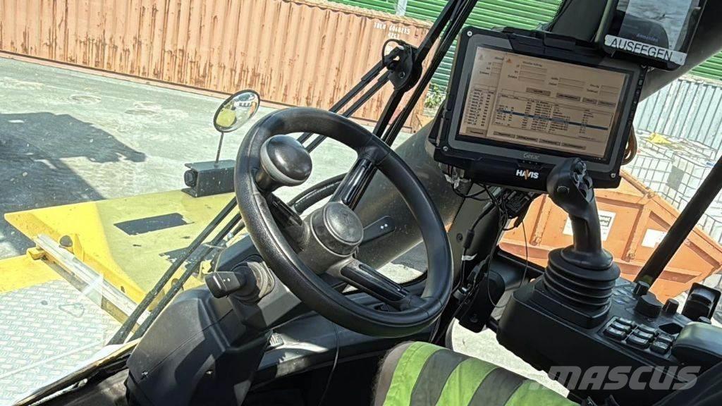 Hyster RS4636IH Reach-Stacker