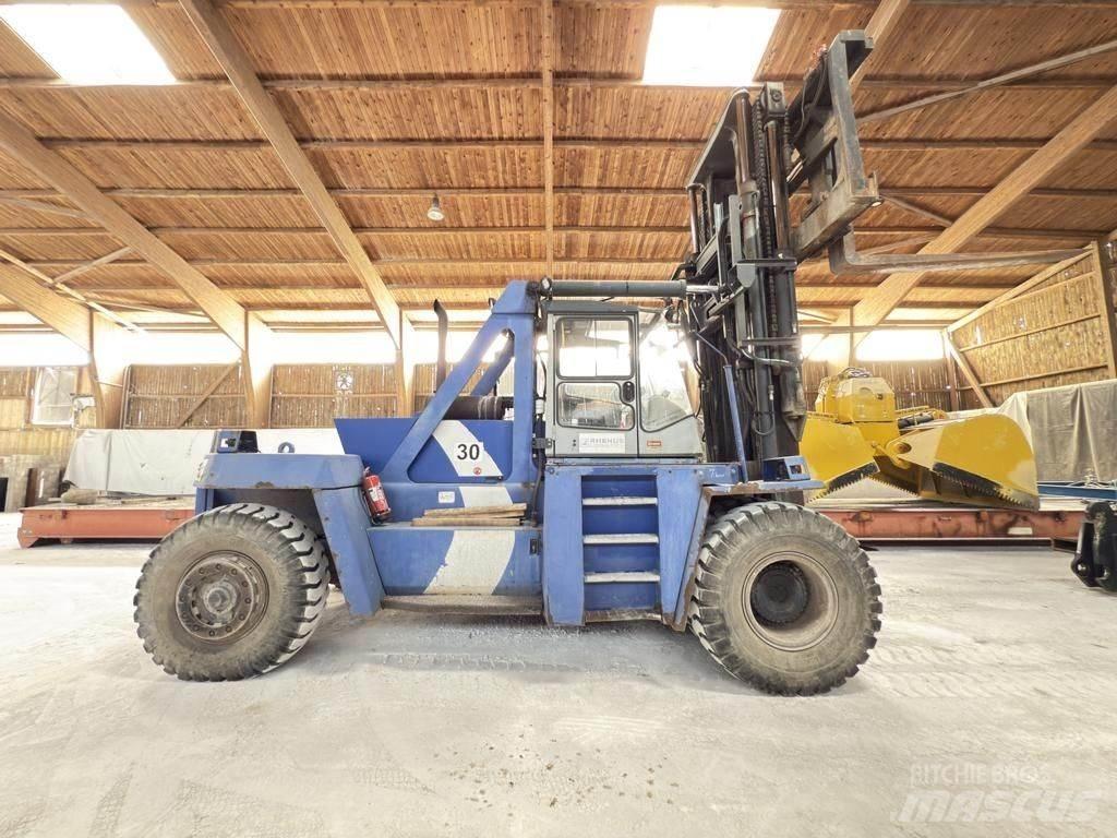 Kalmar DCD28-1200LB Diesel heftrucks