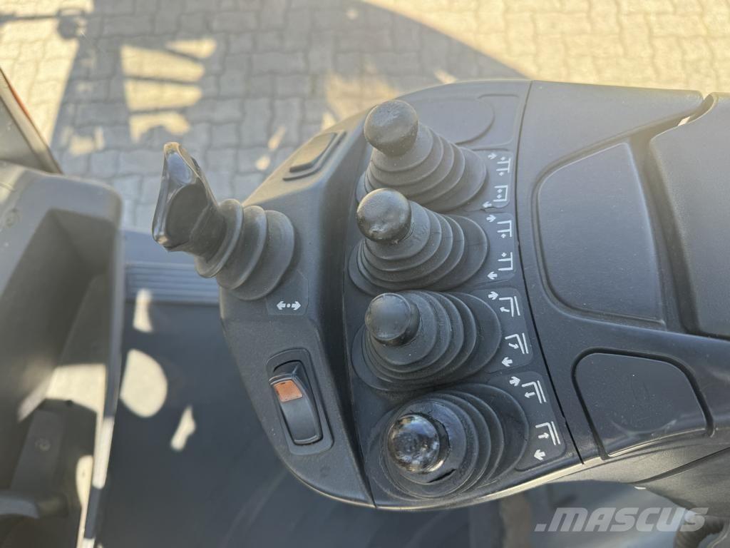 Linde H30D-02 Diesel heftrucks