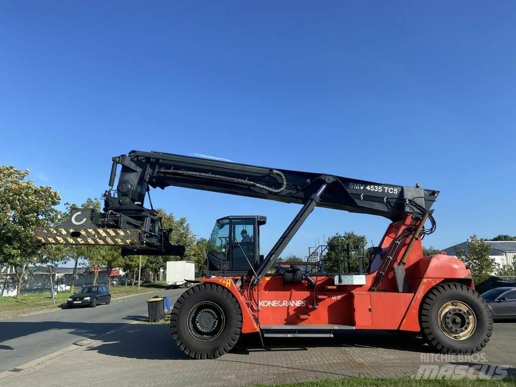 SMV 4535TC5 Reach-Stacker