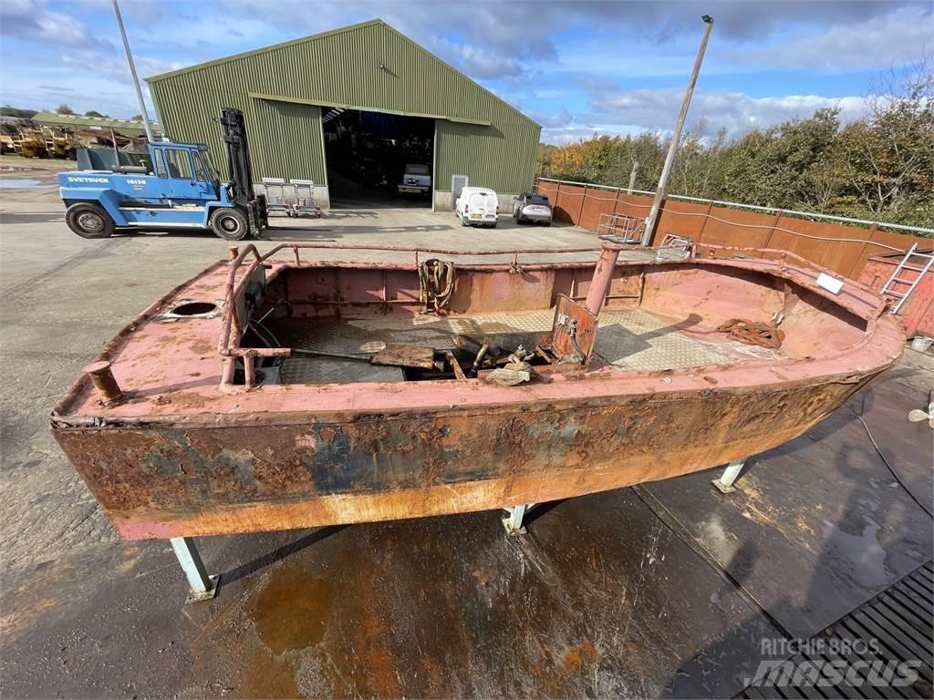  Arbejdsbåd uden motor. Boote / Prahme