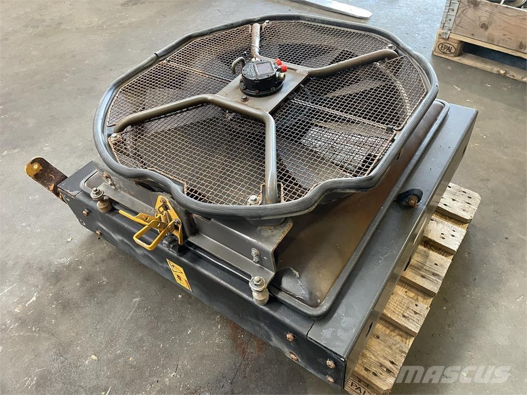  Blæser & køler, Volvo L90E Motoren