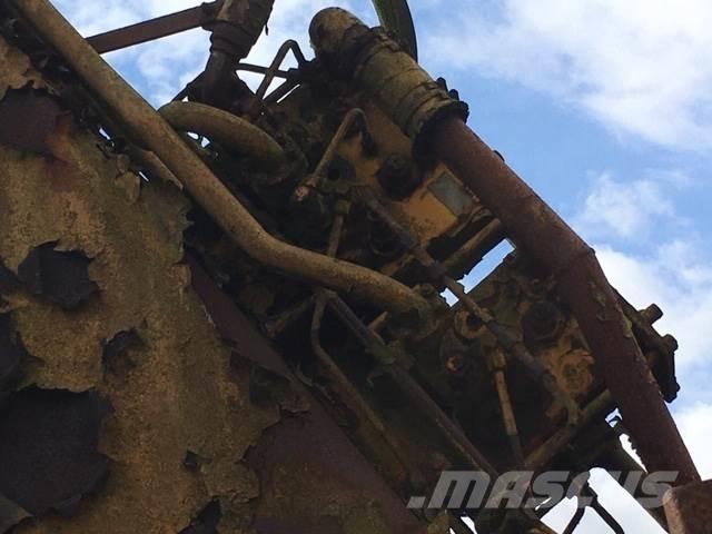 Brøyt X30T til ophug Raupenbagger
