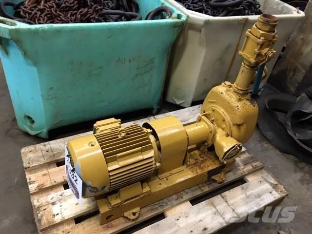  Pumpe m/el-motor - 3 Wasserpumpen