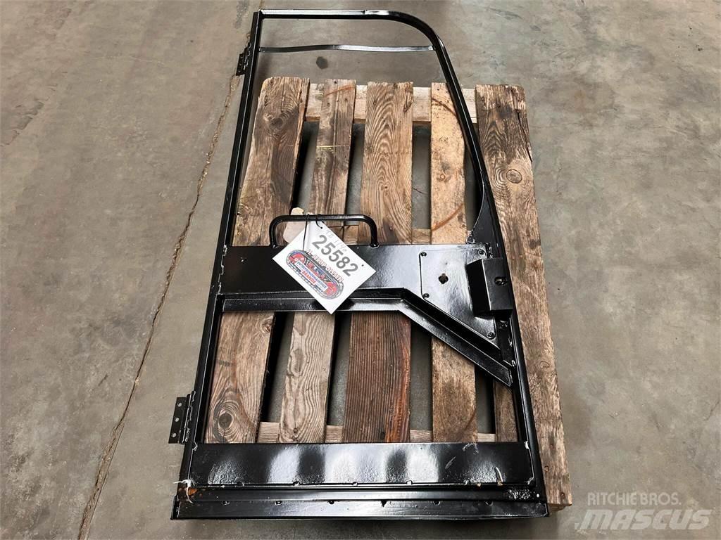 Takeuchi TB1140 dørramme Other components