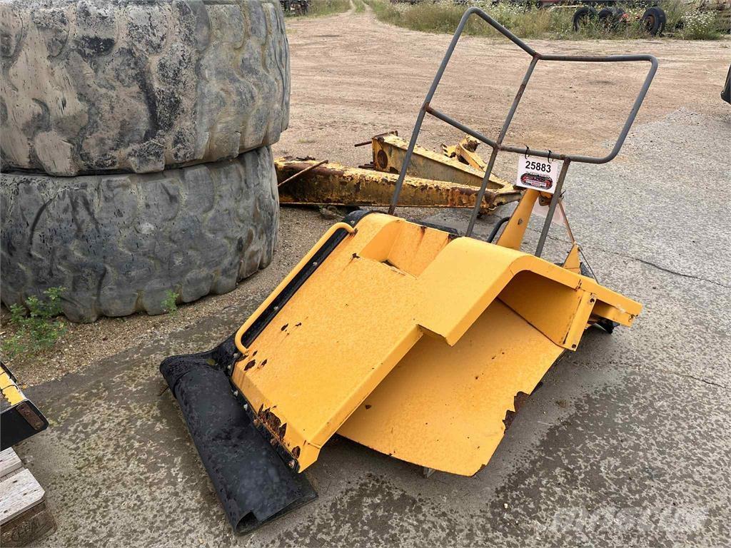 Volvo L220E højre bagskærm Andere Zubehörteile
