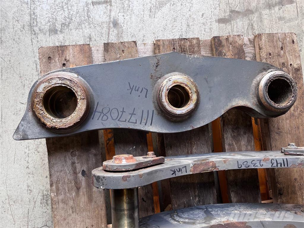 Volvo L60H Link Arm Andere Zubehörteile