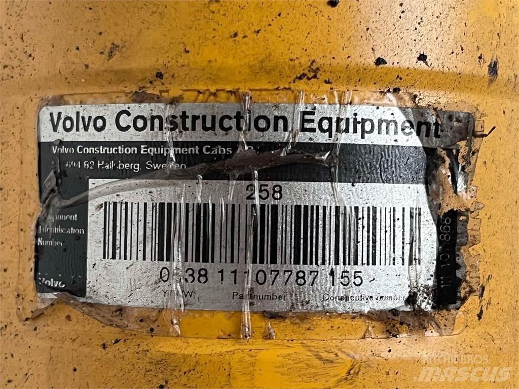 Volvo L90E styrecylinder Hydraulik