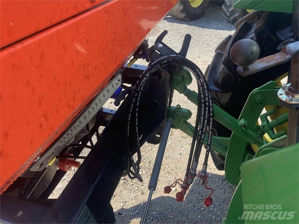 Kuhn MDS Mineraldüngerstreuer