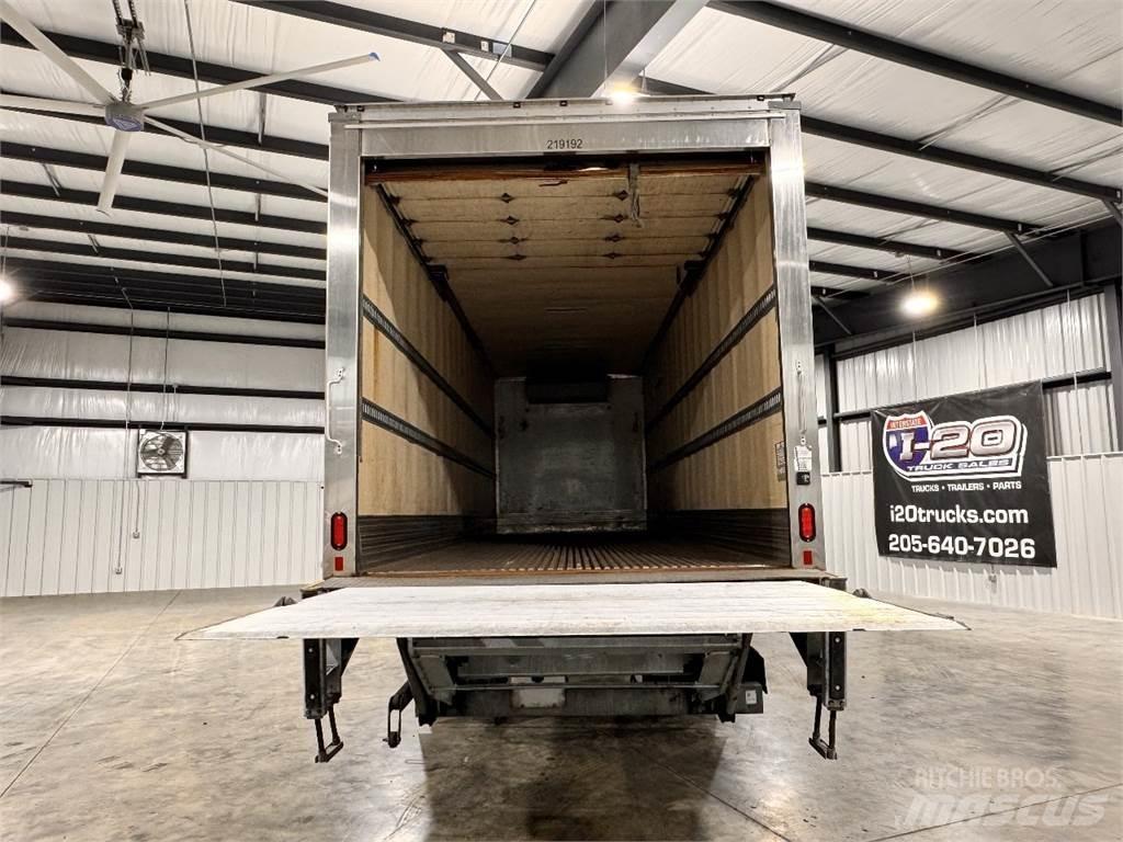 Freightliner M2 106 Kühlkoffer