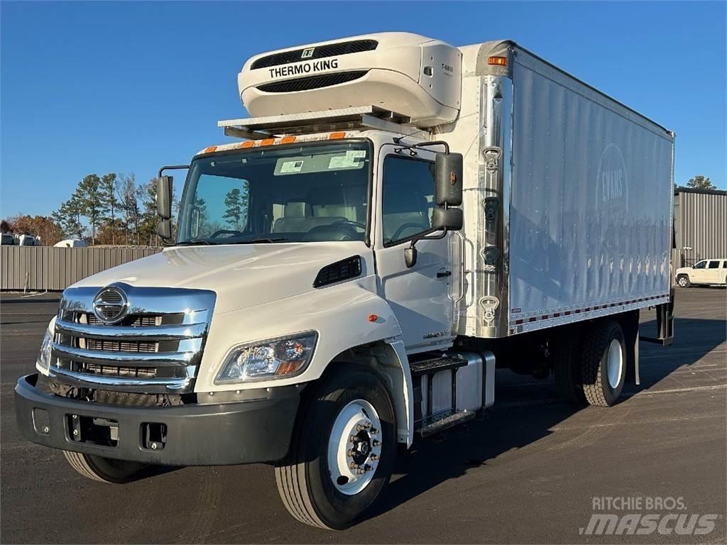 Hino 268 Kühlkoffer
