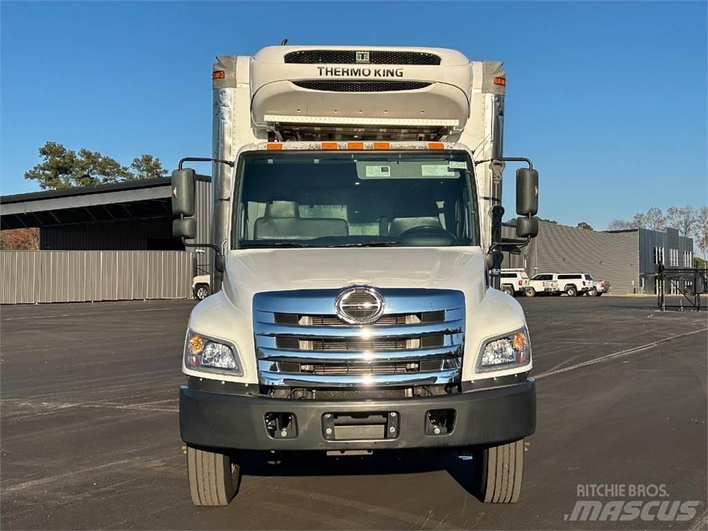 Hino 268 Kühlkoffer