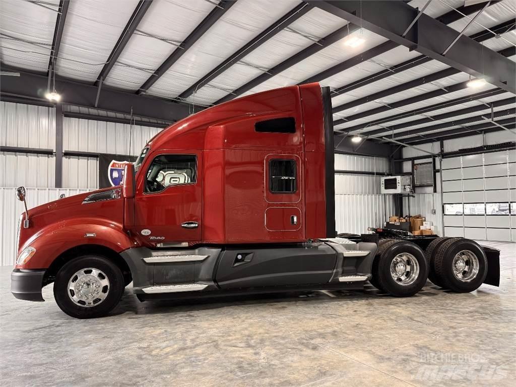 Kenworth T680 Sattelzugmaschinen