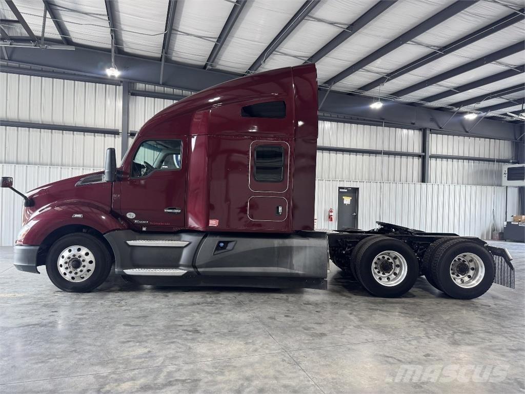 Kenworth T680 Sattelzugmaschinen