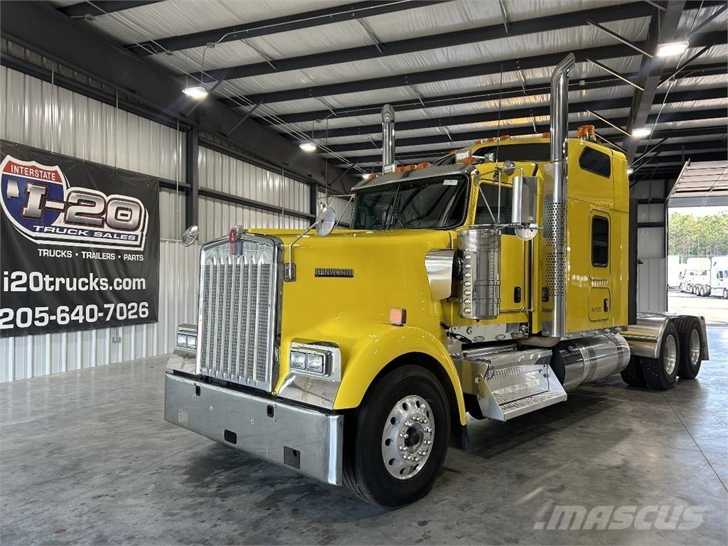 Kenworth W900L Sattelzugmaschinen