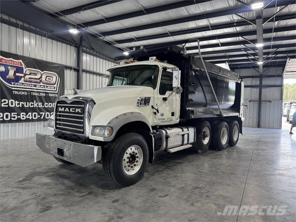Mack GU713 Kipper