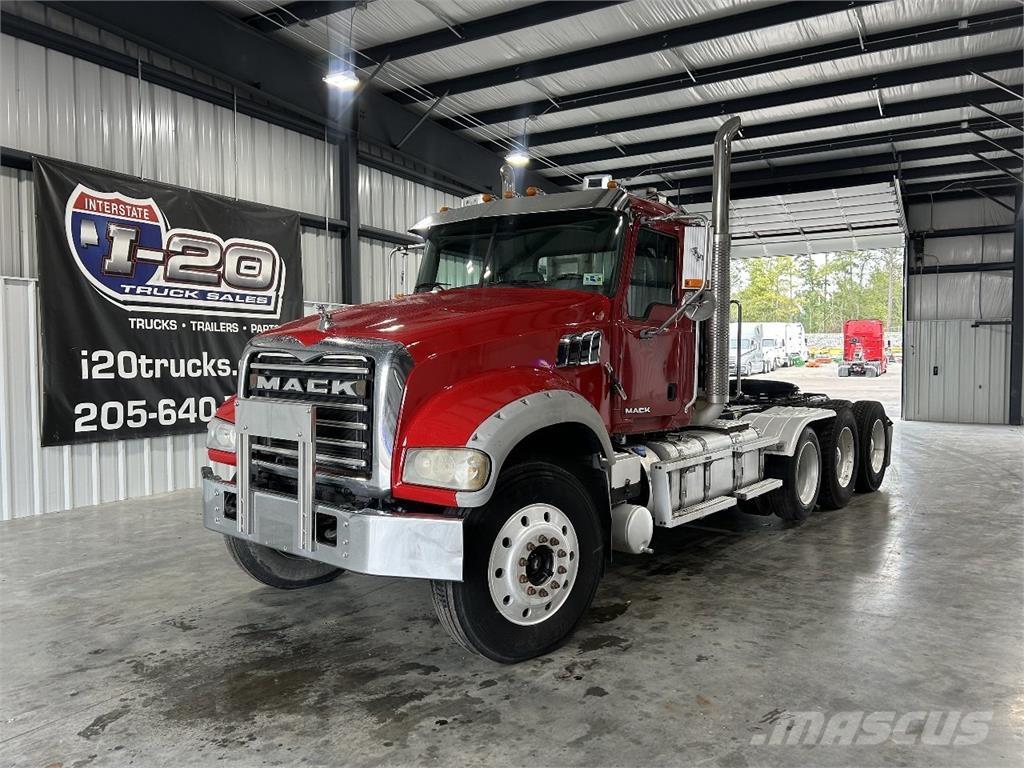 Mack GU713 Sattelzugmaschinen