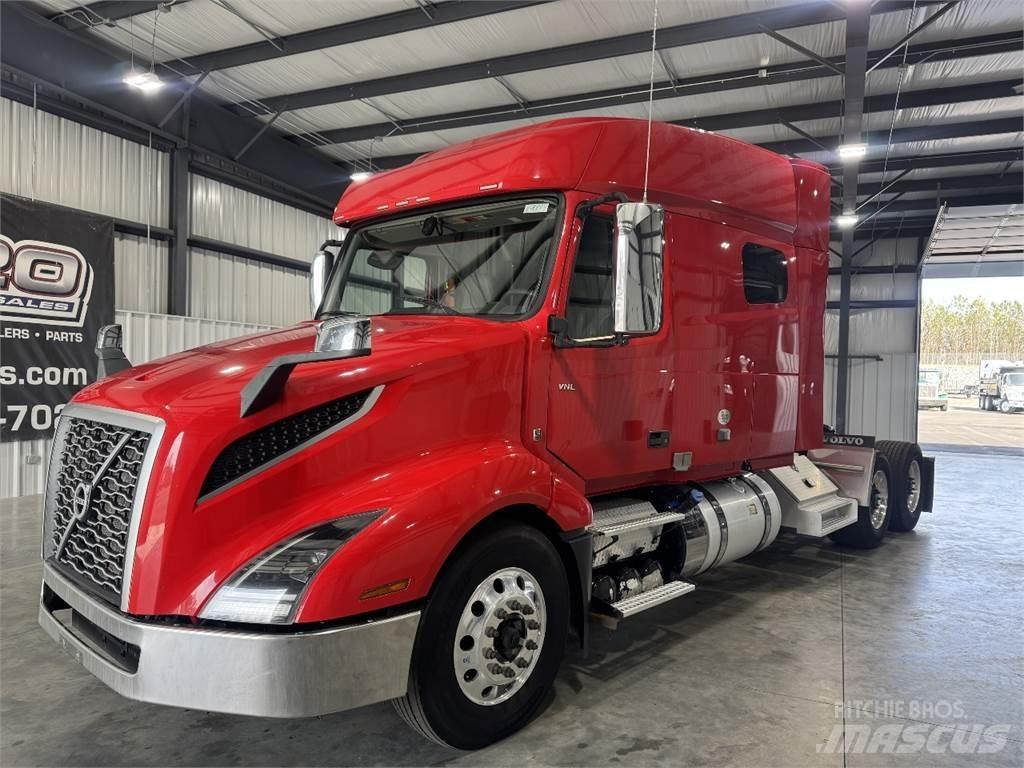 Volvo VNL64T740 Sattelzugmaschinen