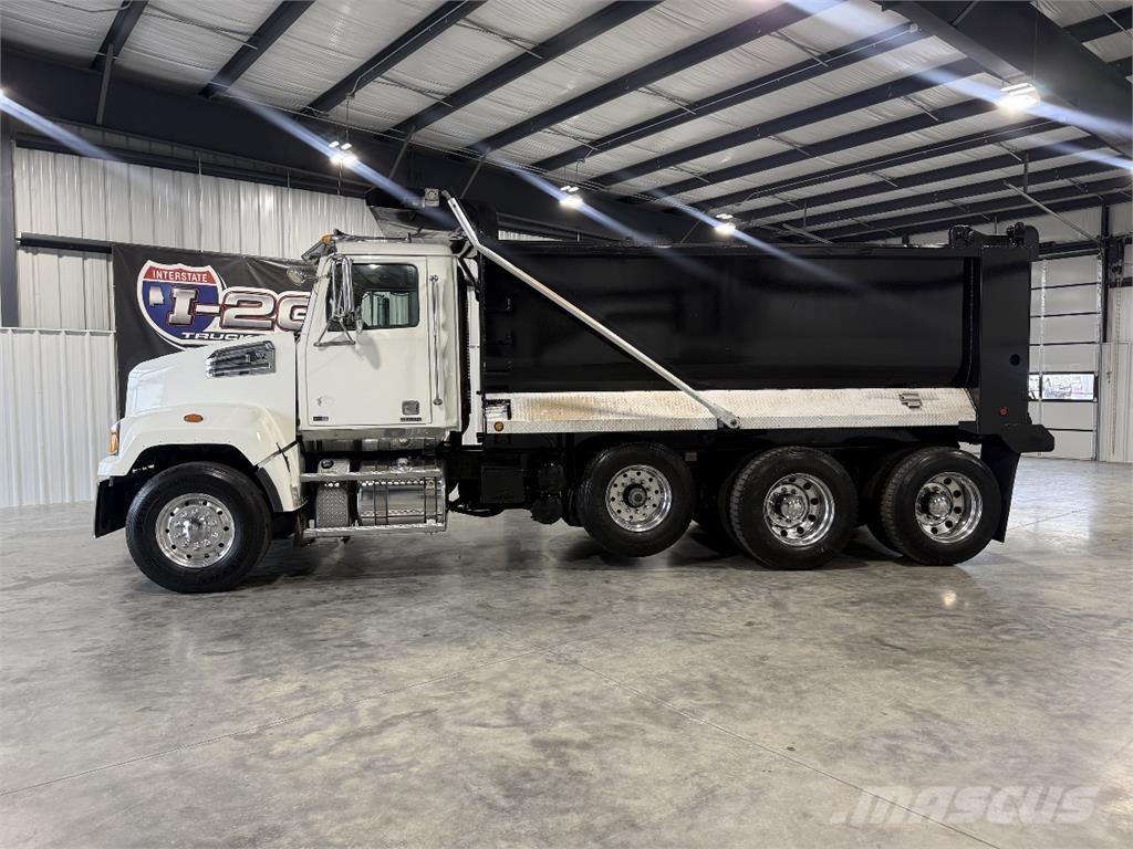 Western Star 4700SF Kipper
