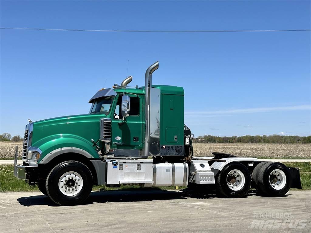 Mack Titan TD713 Sattelzugmaschinen