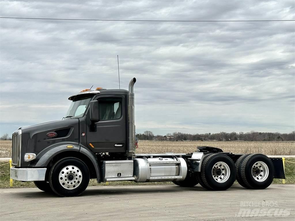 Peterbilt 567 Sattelzugmaschinen