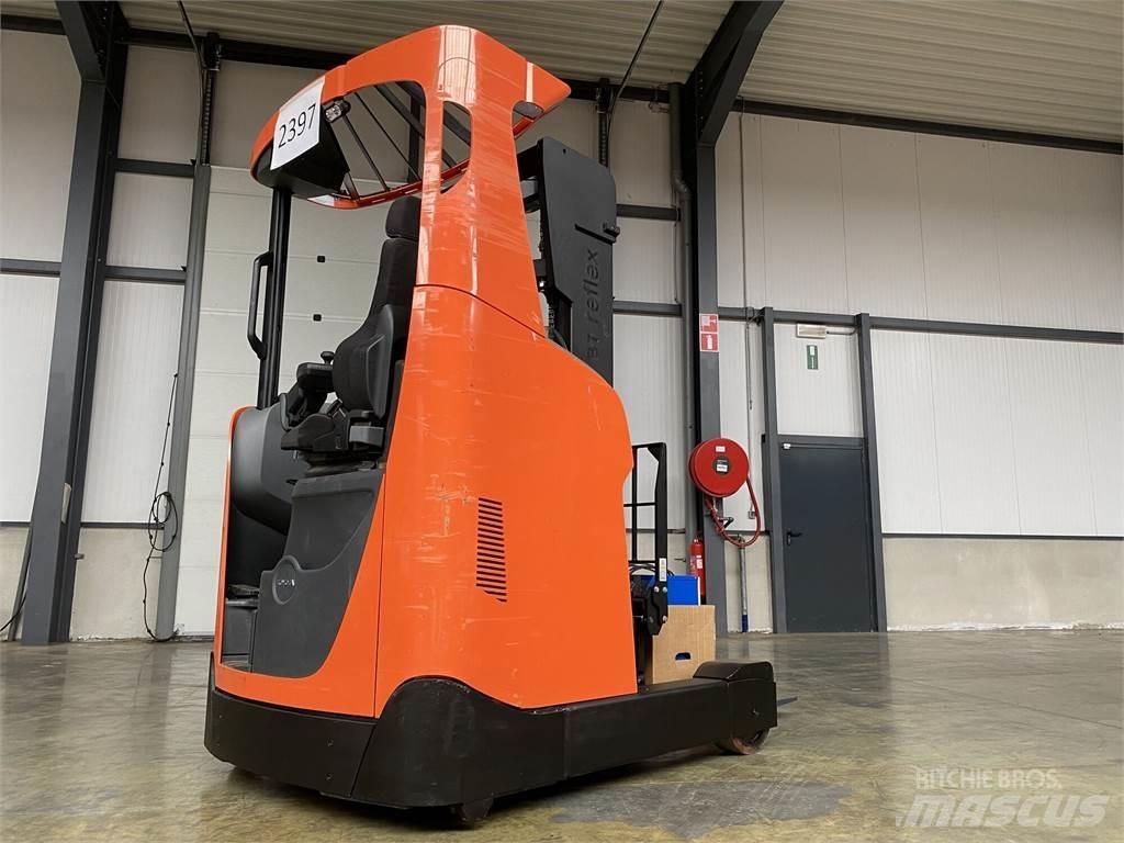 Toyota RRE140H Schubmaststapler