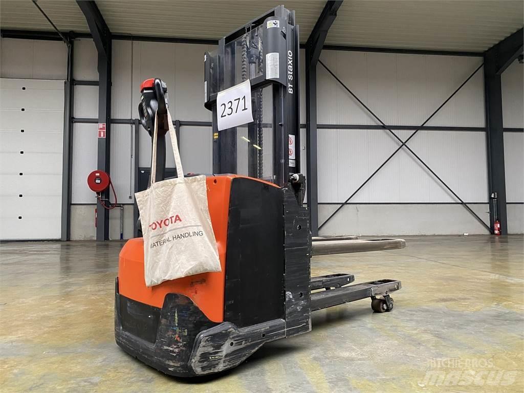 Toyota SWE200D Zelfrijdende stapelaars
