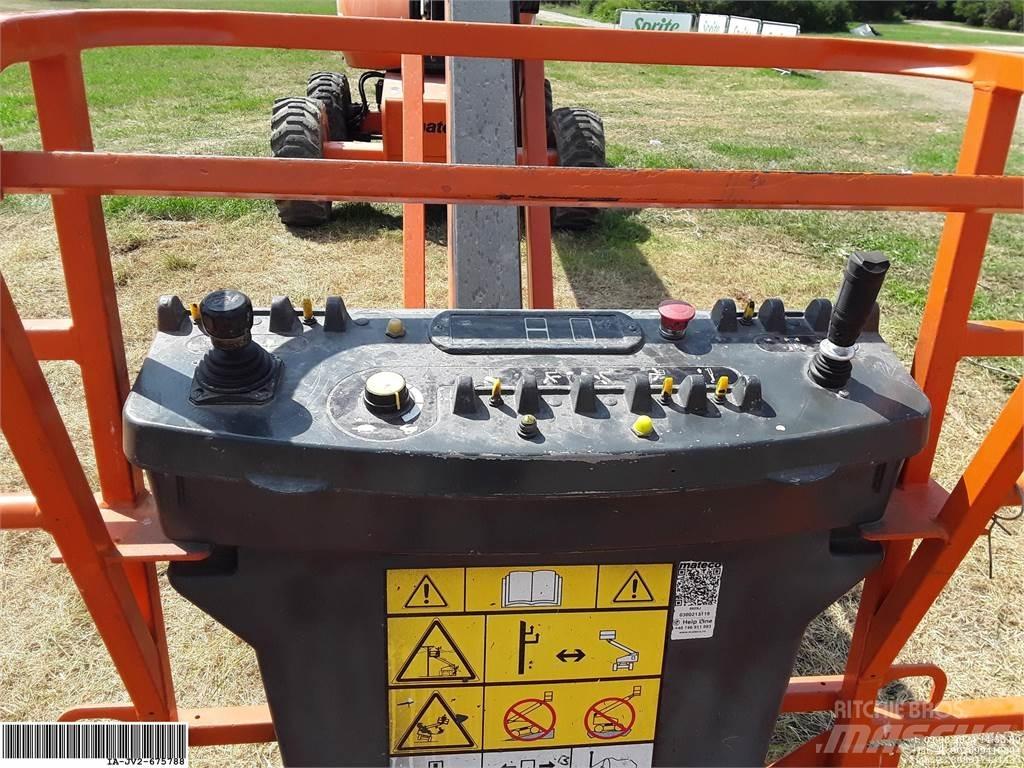 JLG 660SJ Gelenkteleskoparbeitsbühnen