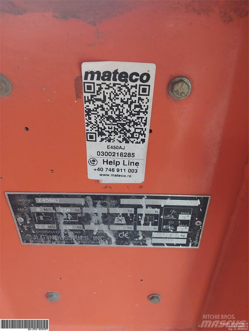 JLG E450AJ Gelenkteleskoparbeitsbühnen