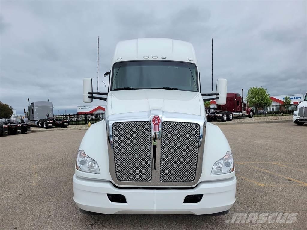 Kenworth T680 Sattelzugmaschinen