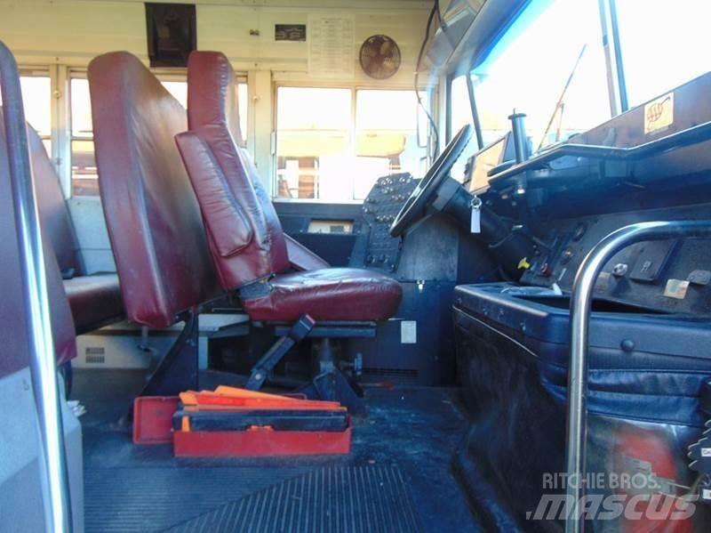 GMC BLUEBIRD Andere Busse