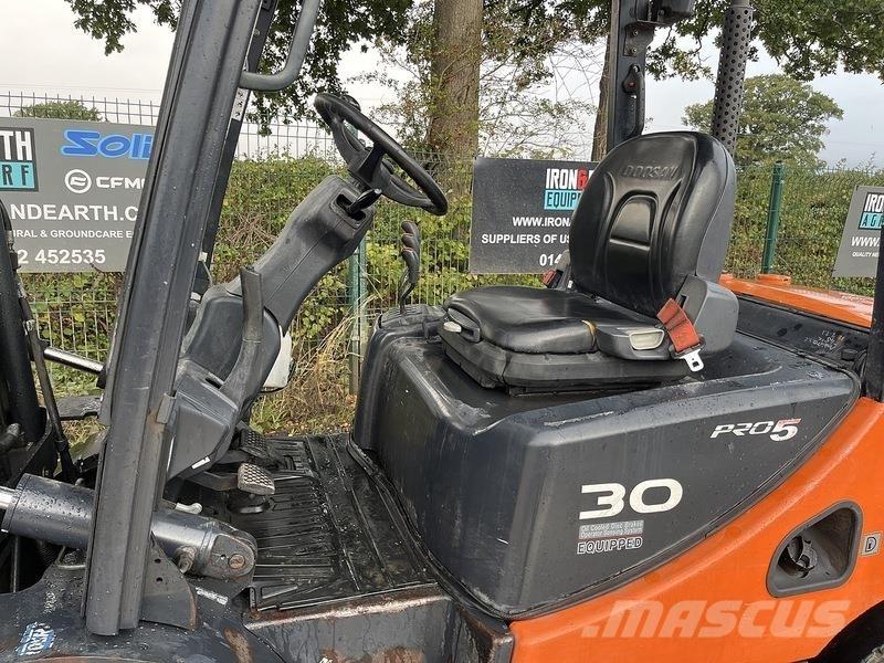 Doosan D30S-5 Heftrucks overige