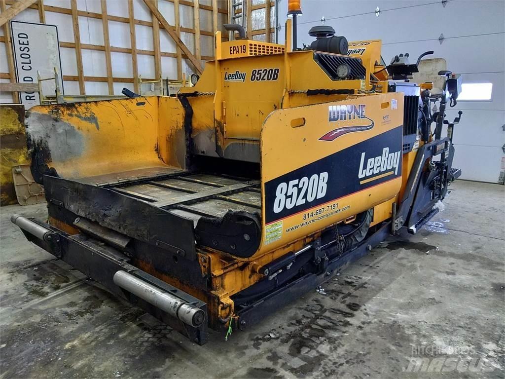 LeeBoy 8520B Strassenfertiger
