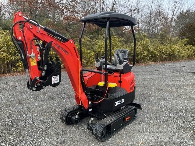 AGT QK20R Raupenbagger