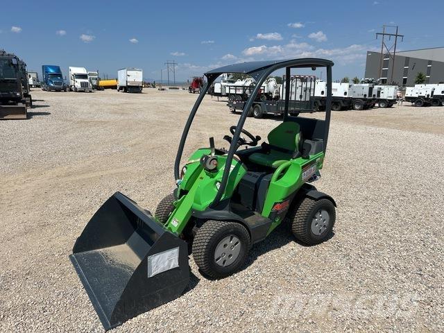 Avant M225 Radlader