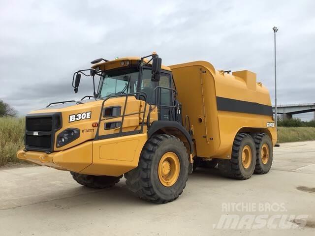 Bell B30E Wassertanker