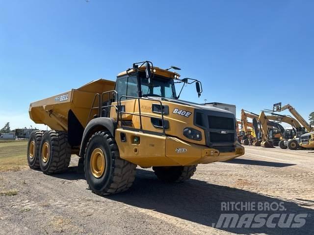 Bell B40E Dumper - Knickgelenk
