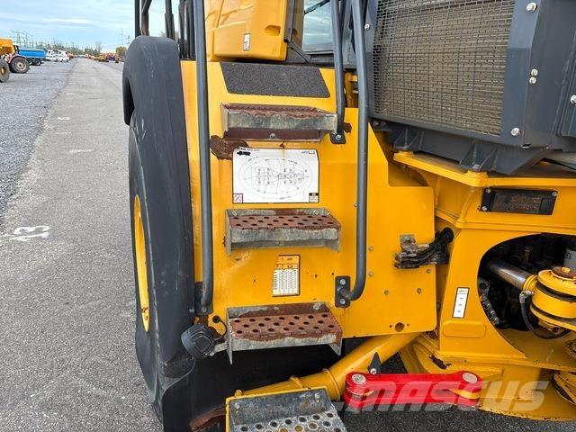 Bell B45E Dumper - Knickgelenk