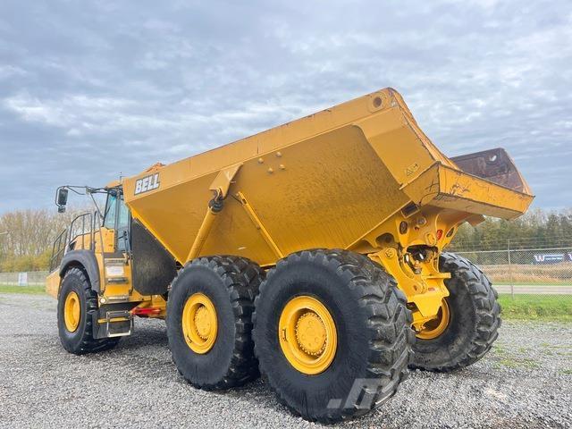 Bell B45E Dumper - Knickgelenk