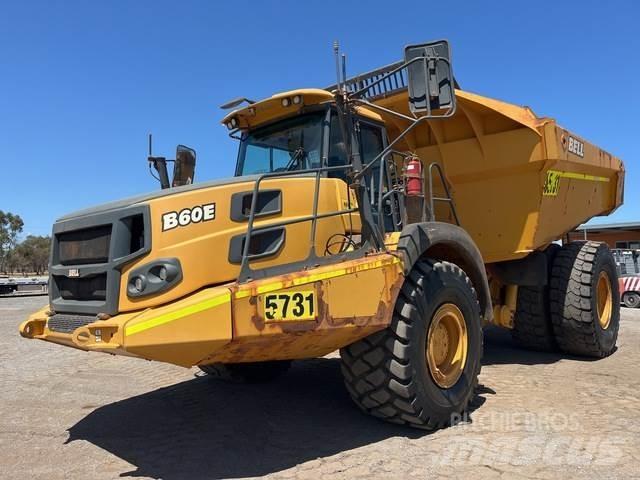 Bell B60E Dumper - Knickgelenk